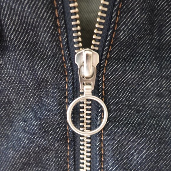 Urban Outfitters Cropped Denim Jacket - Picture 4 of 4